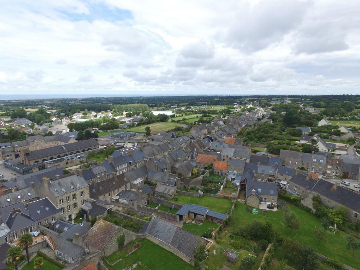 La Tourelle En Normandie Saint-Pierre-Église Buitenkant foto